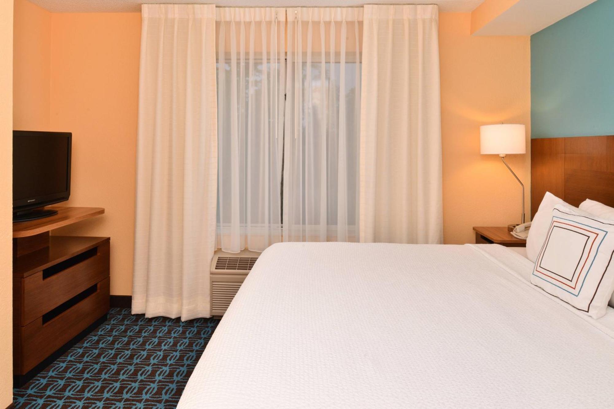 Fairfield Inn & Suites Cleveland Avon Экстерьер фото