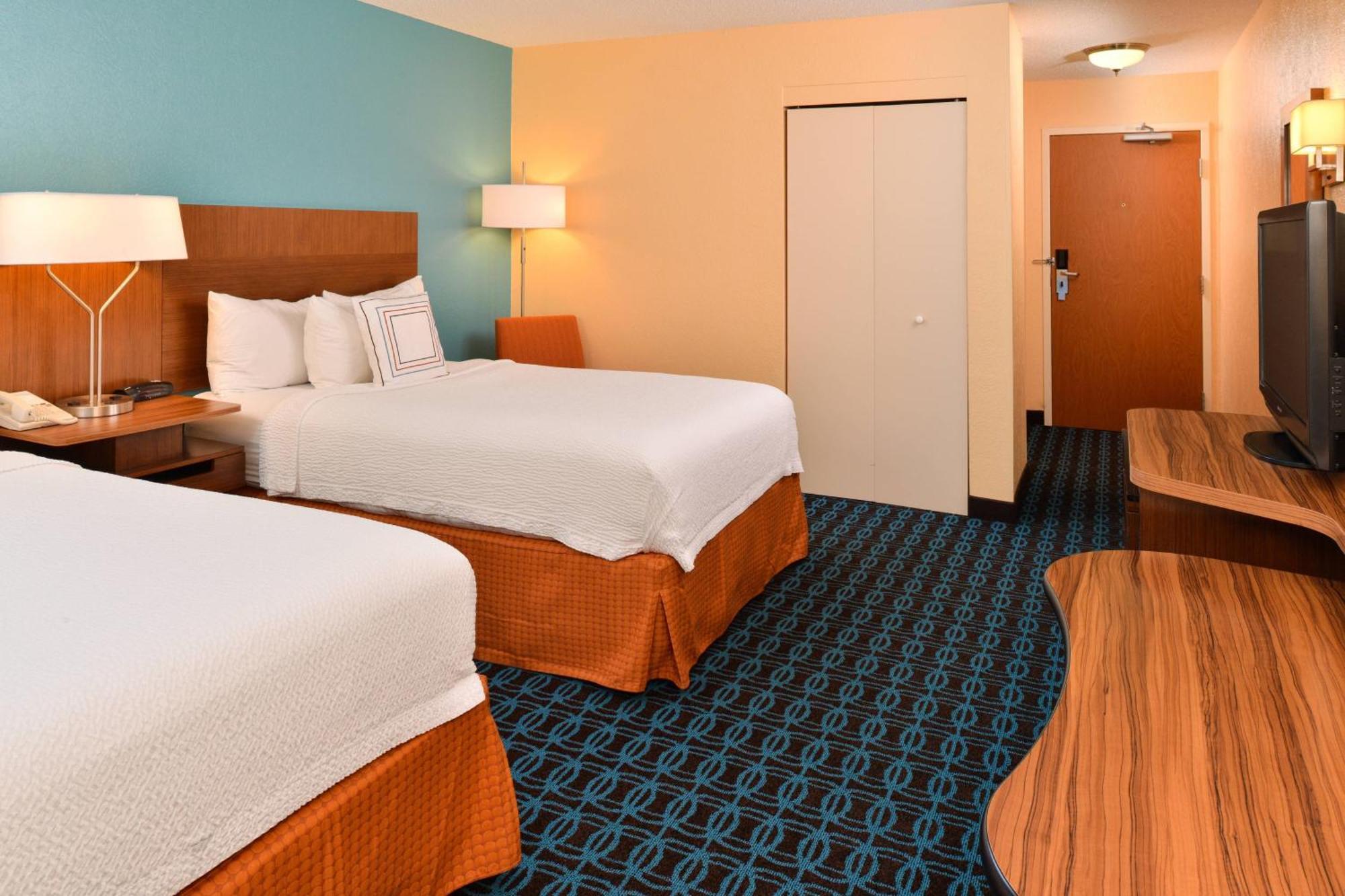 Fairfield Inn & Suites Cleveland Avon Экстерьер фото
