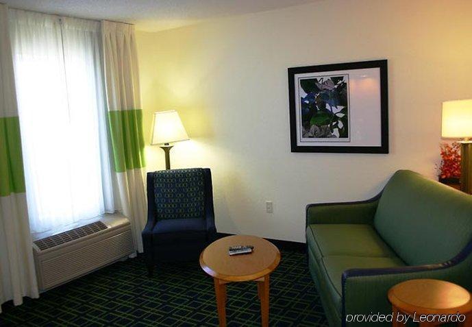 Fairfield Inn & Suites Cleveland Avon Экстерьер фото